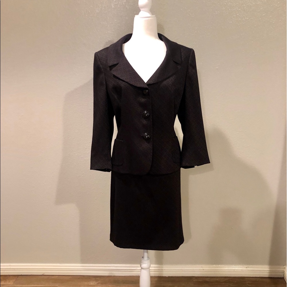 Elegant set...skirt and jacket